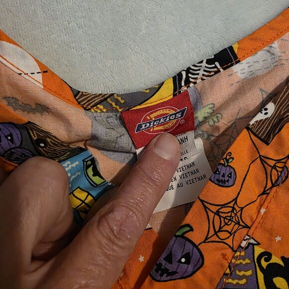 Halloween Dickies Womens Scrub Top XL Pumpkin Frankenstein Ghost Haunted House - Picture 6 of 15